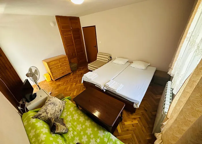Privat bolig несебър, къща със под наем с баня, тоалетна и тераса само на 400метра от двата плажа в Nessebar